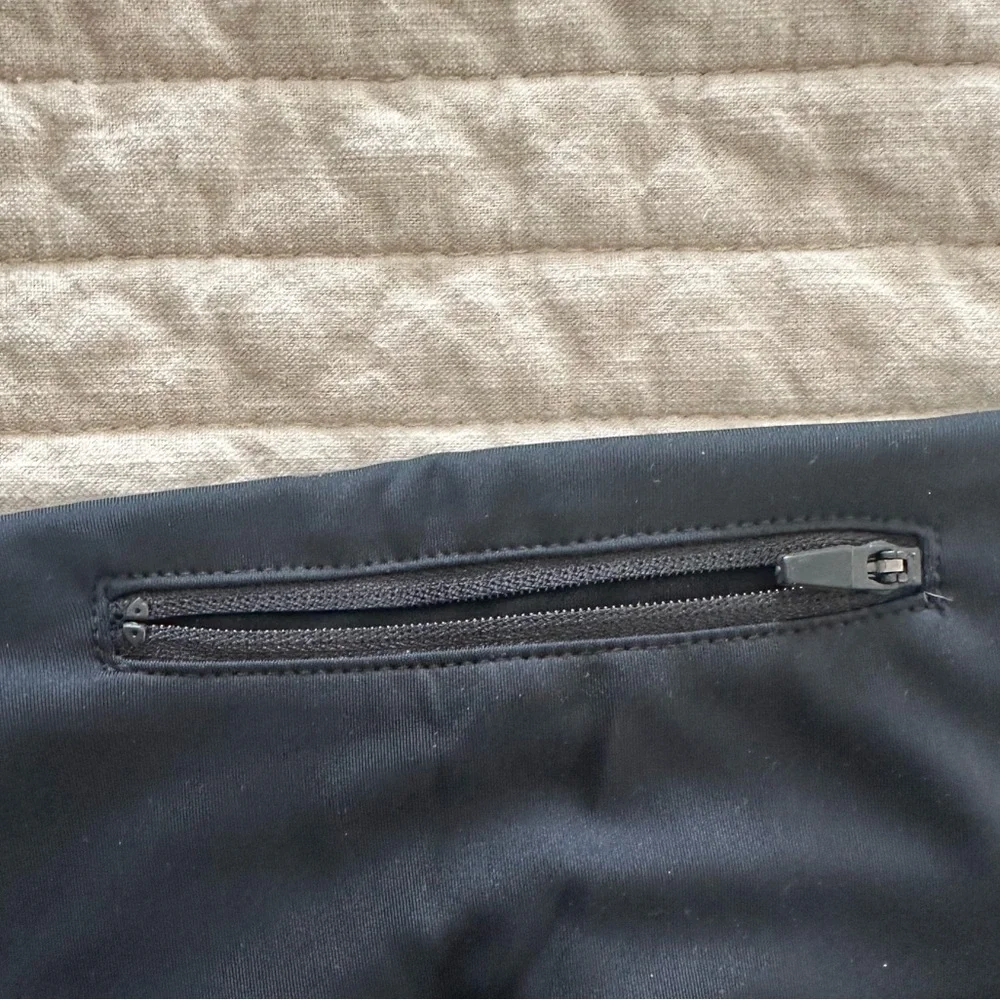 Good American black leggings - Picture 2 of 6